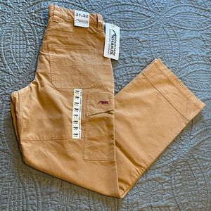 Mountain khakis pants mens size 31/32